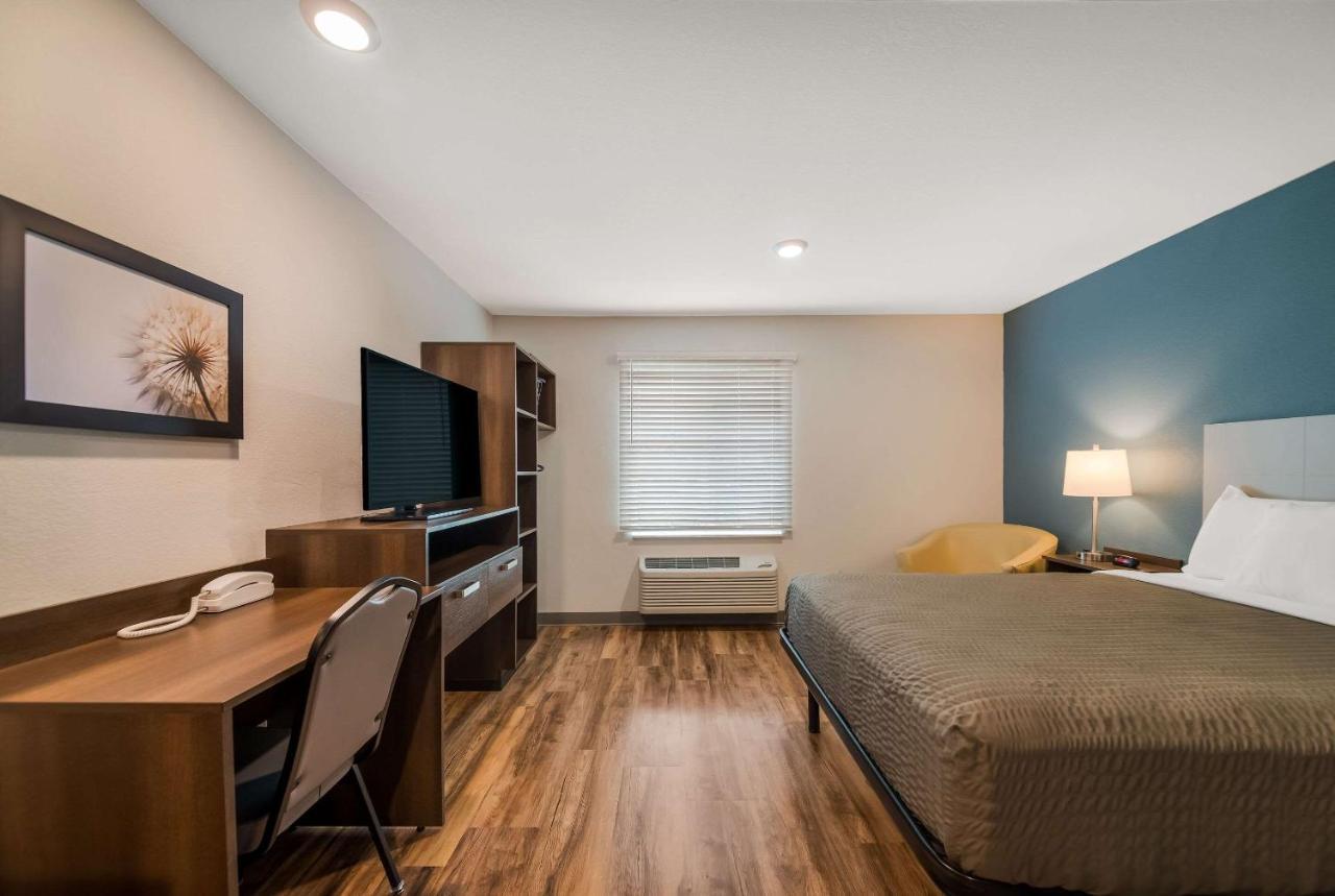 Woodspring Suites Инвернесс Экстерьер фото