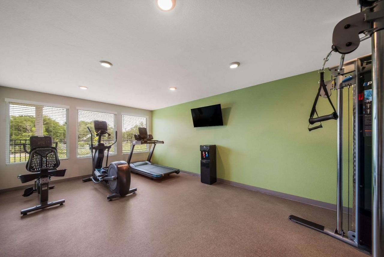 Woodspring Suites Инвернесс Экстерьер фото