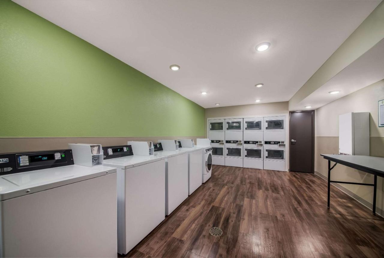 Woodspring Suites Инвернесс Экстерьер фото