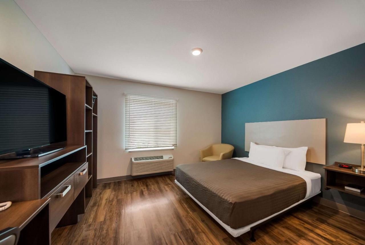 Woodspring Suites Инвернесс Экстерьер фото